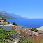 Daire With Parking Space Pisak, Omis - 16239 Pisak